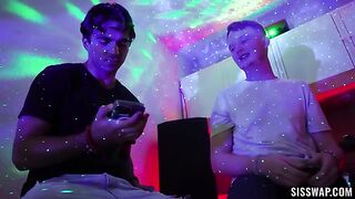 Chloe Temple, Venus Vixen- Back To The Cooter Part 1: Pussy | Blowjob – M89